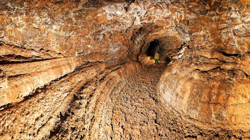 Cave of the Wind Tenerife.jpg