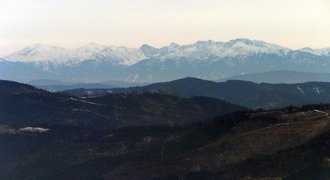 Family-friendly hiking trail to Barania Gora in Silesian Beskid mountain range, southern Poland