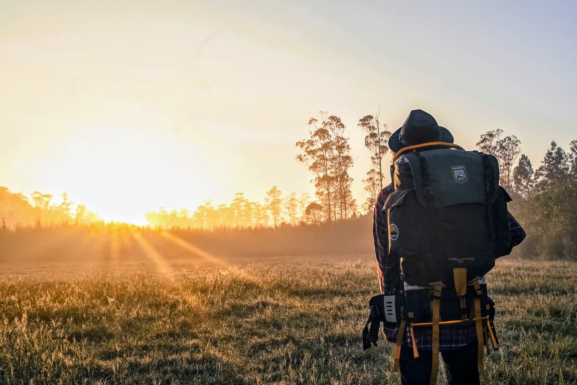 How to choose the best backpack for hiking trips