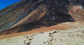 Hiking in Montana Blanca - Teide National Park, Tenerife