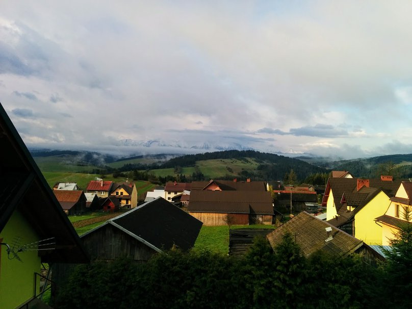 Spring hiking in Pieniny mountains, Poland