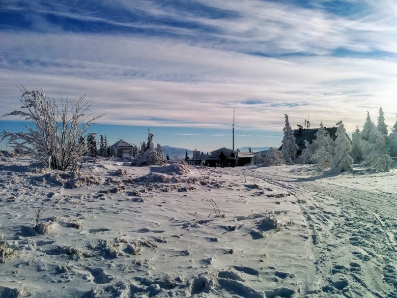 overhere.eu_winter_hike_in_Beskidy_mountains_Sk.original
