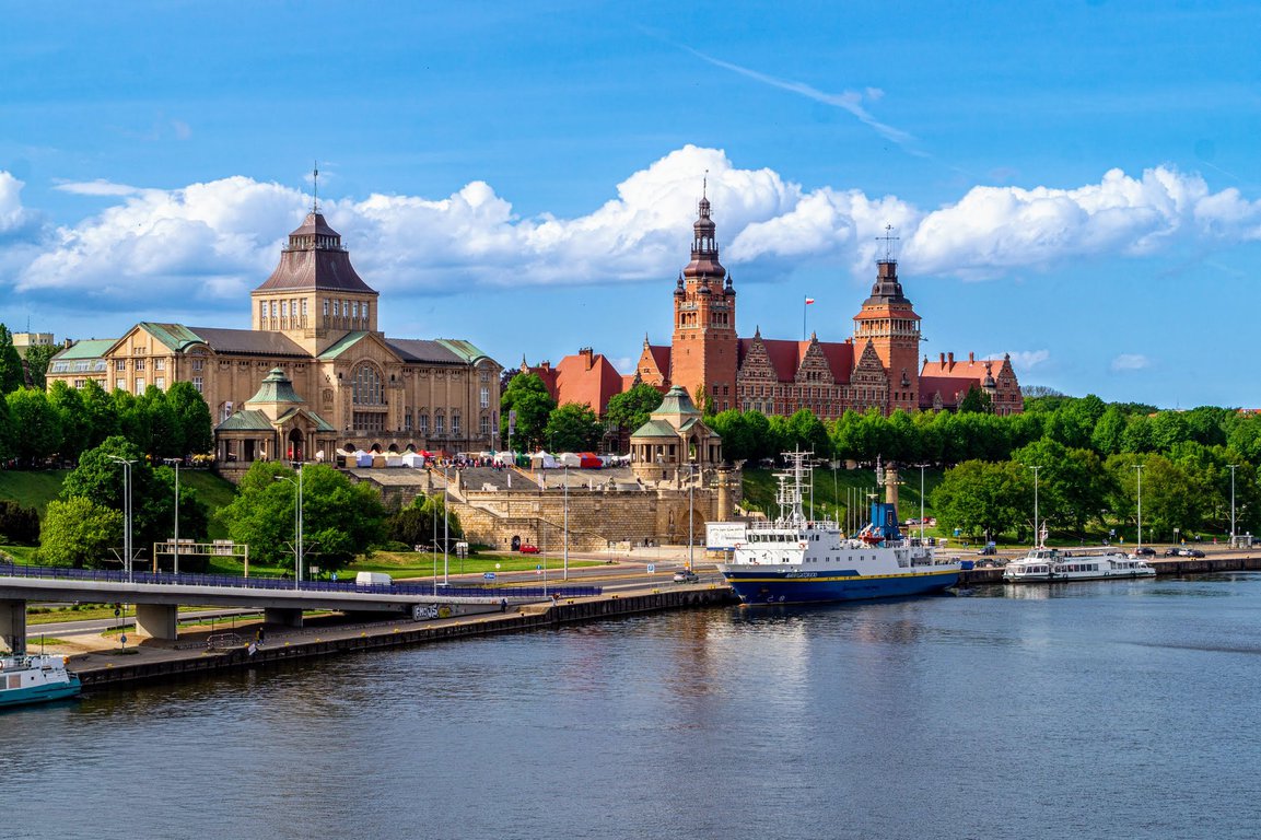 places to visit in poland.