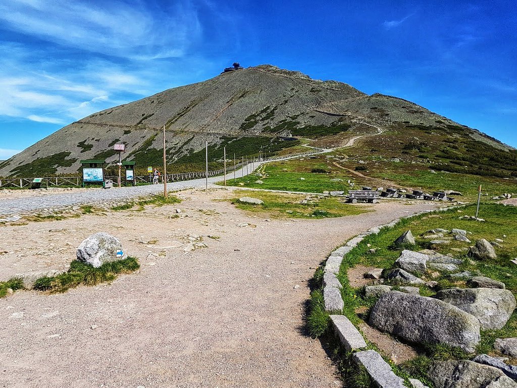 sniezka mountain