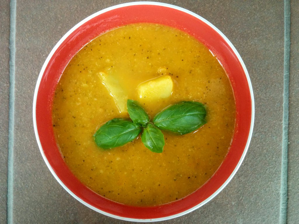 Quick and easy vegetable soup which everyone will love