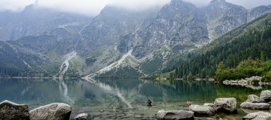 Morskie Oko lake in Tatra mountains, Poland.JPG