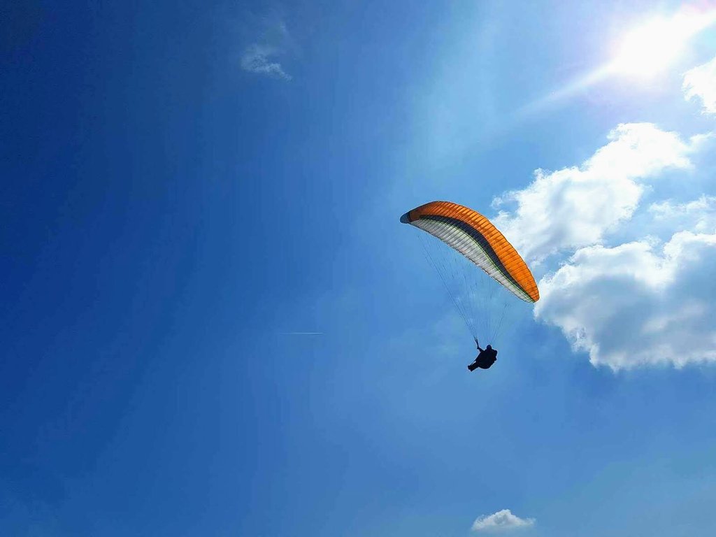 Paragliding freedom
