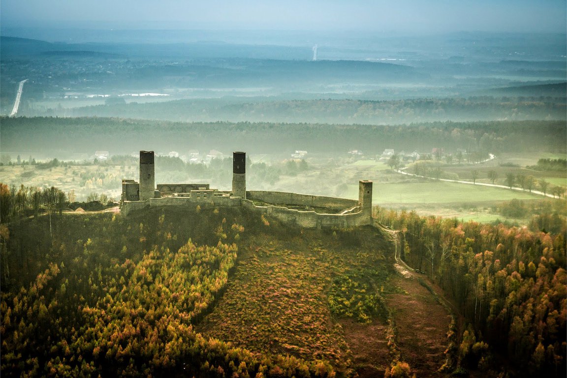 Attractions in Poland - castle in Swietokrzyskie