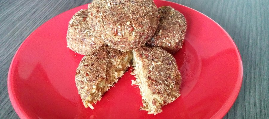 Fish cakes with champignon mushrooms