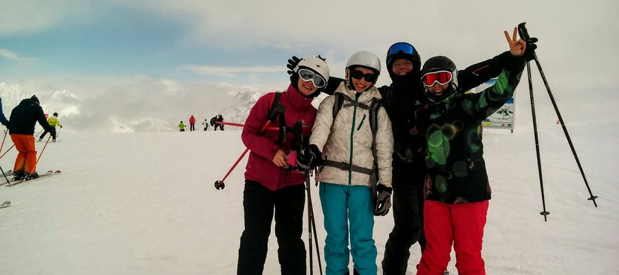 friendship, travel with funny people, skiing in Livigno