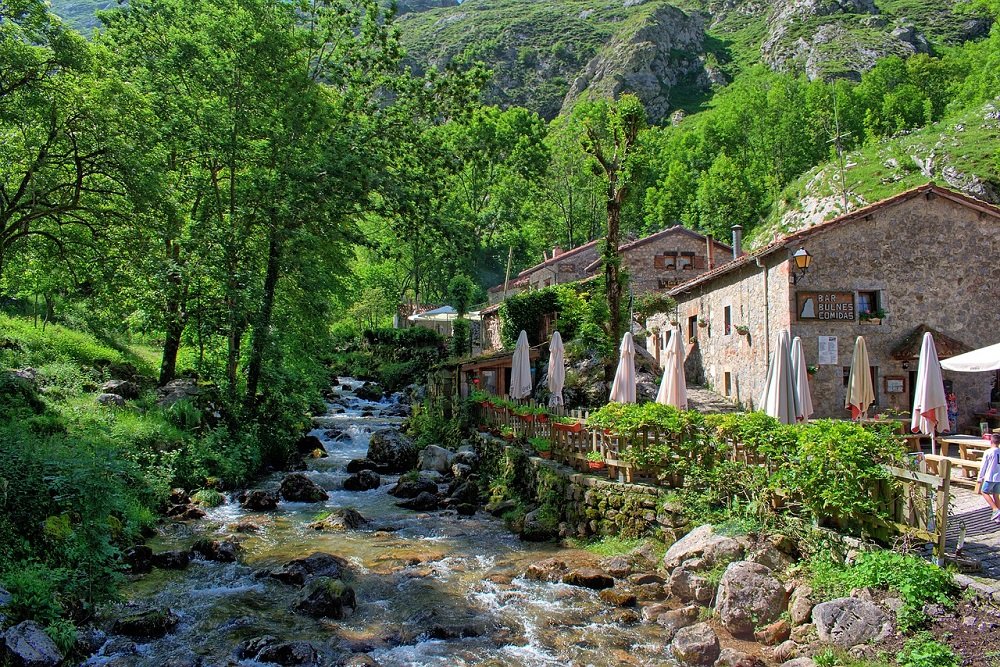 picos de europa 1k.jpg